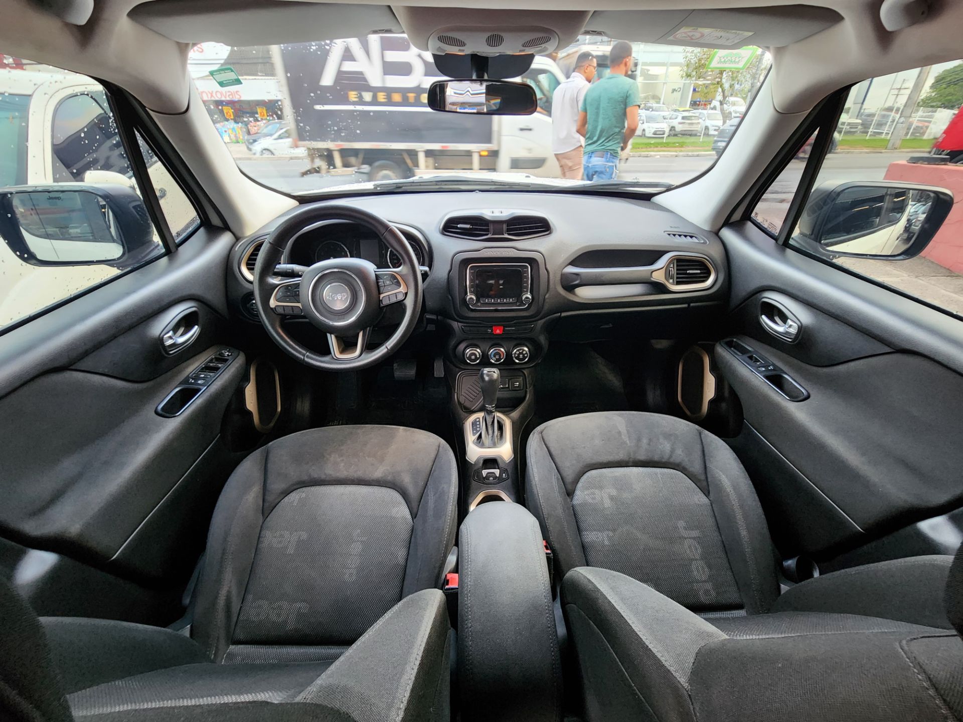 JEEP renegade sport at