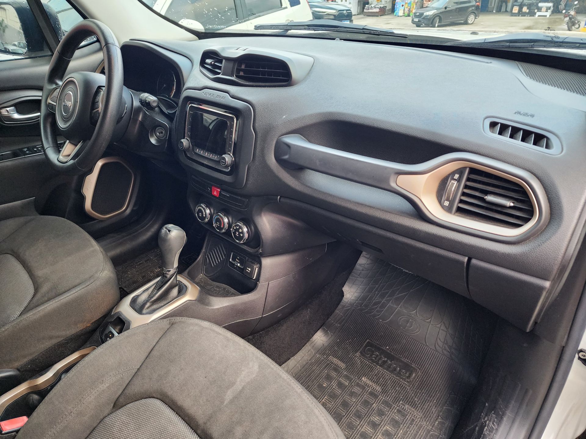JEEP renegade sport at