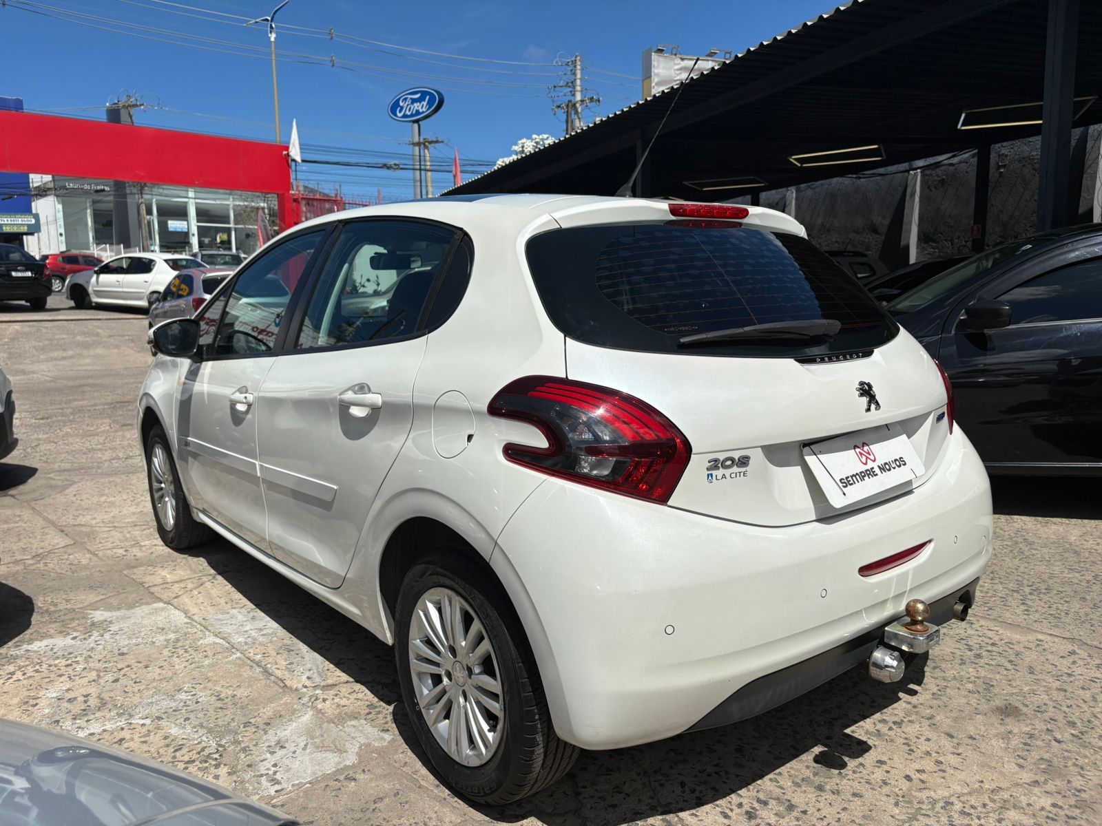 PEUGEOT 208 allure mt