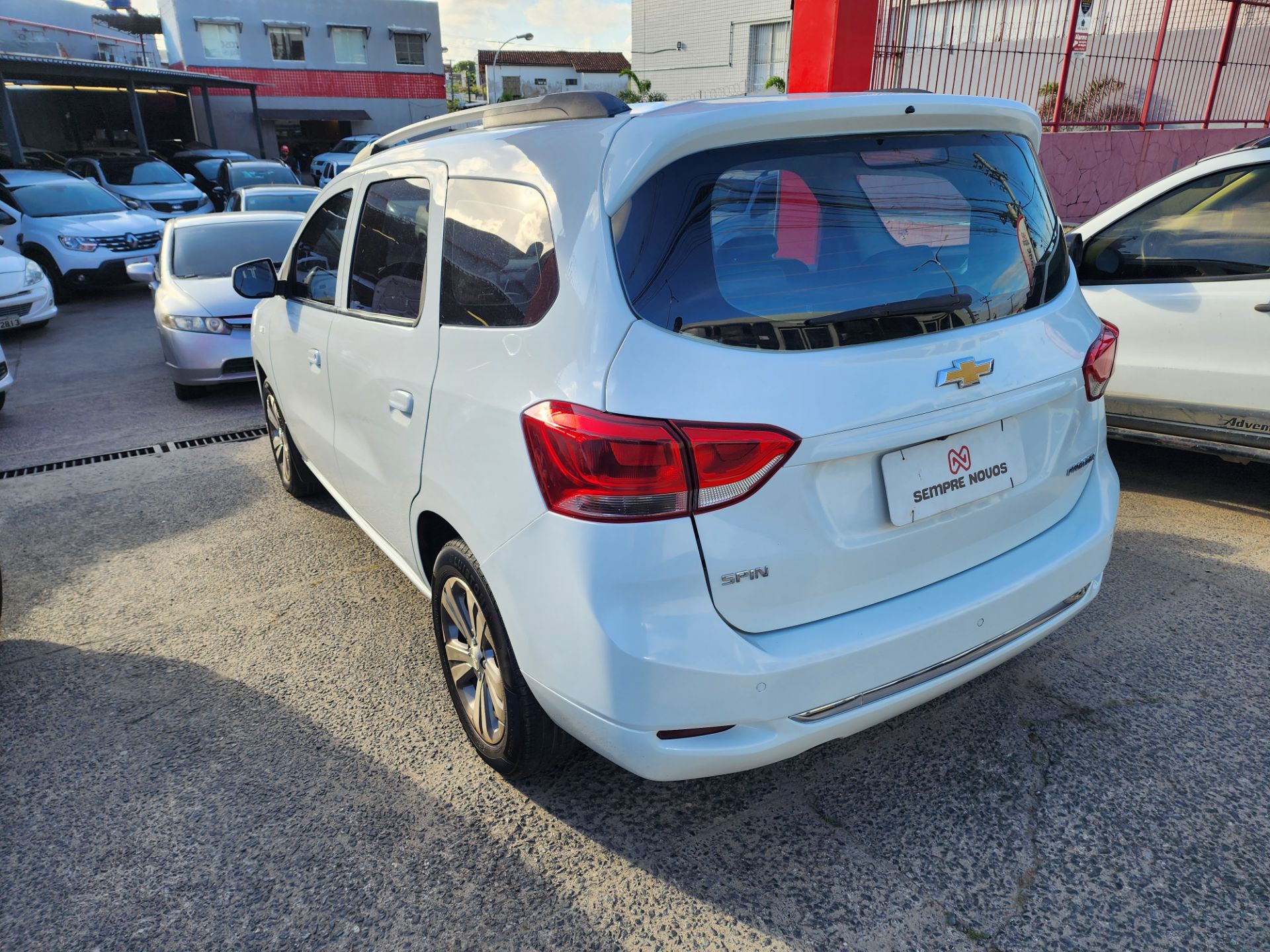 CHEVROLET spin 18l at premier