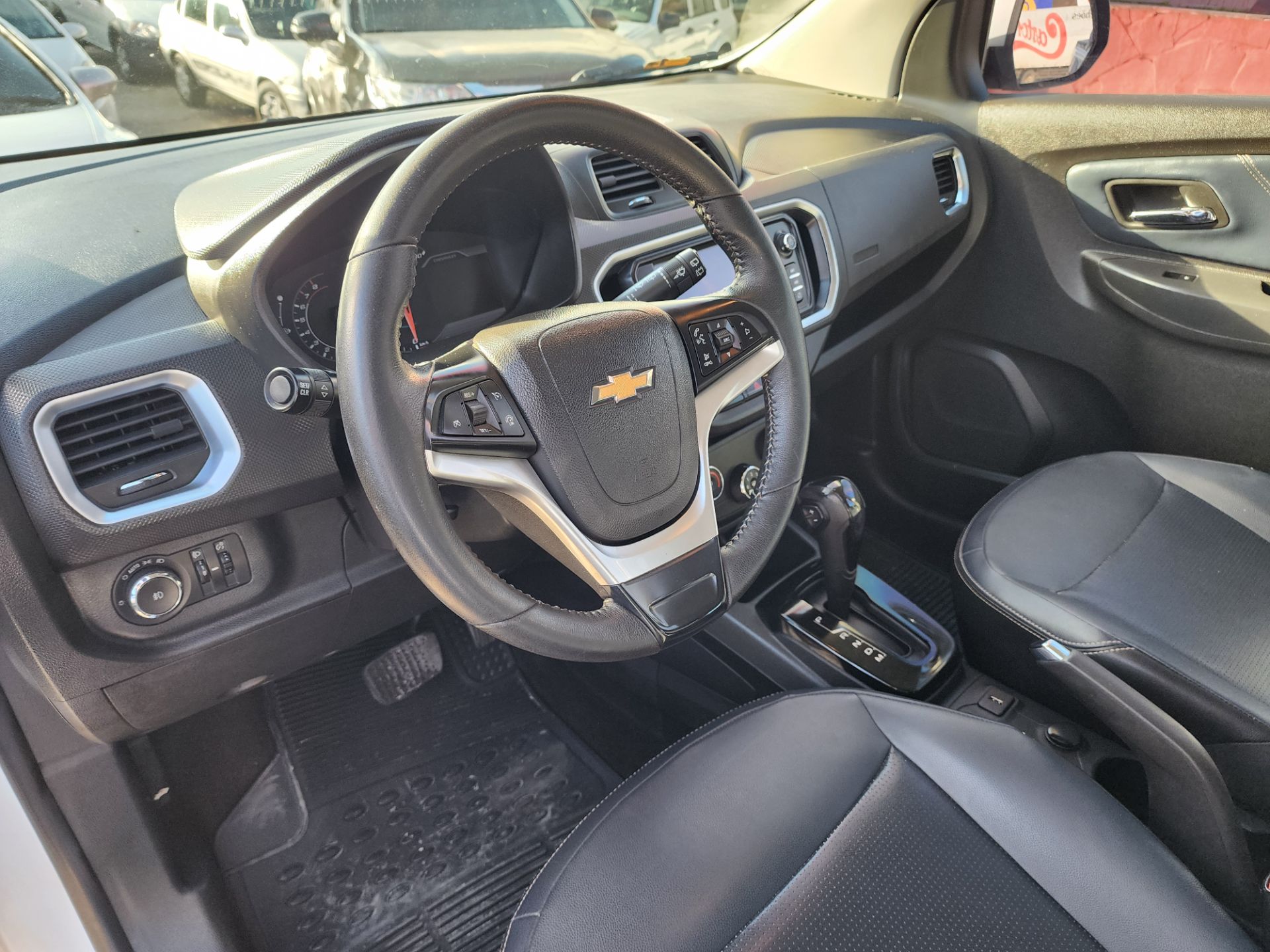 CHEVROLET spin 18l at premier