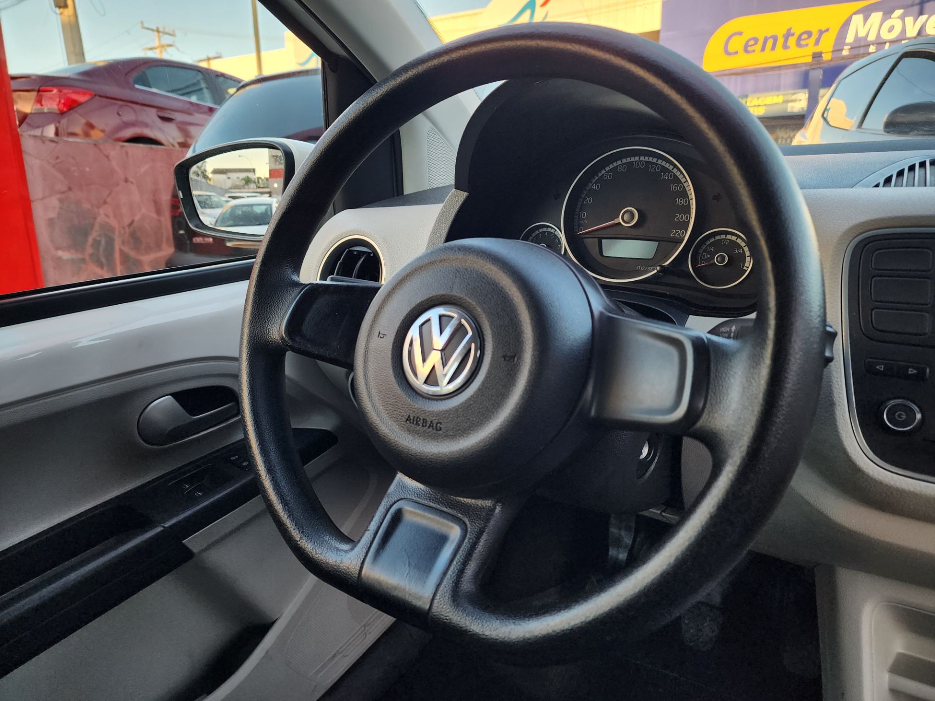 VOLKSWAGEN up move mdv tsi