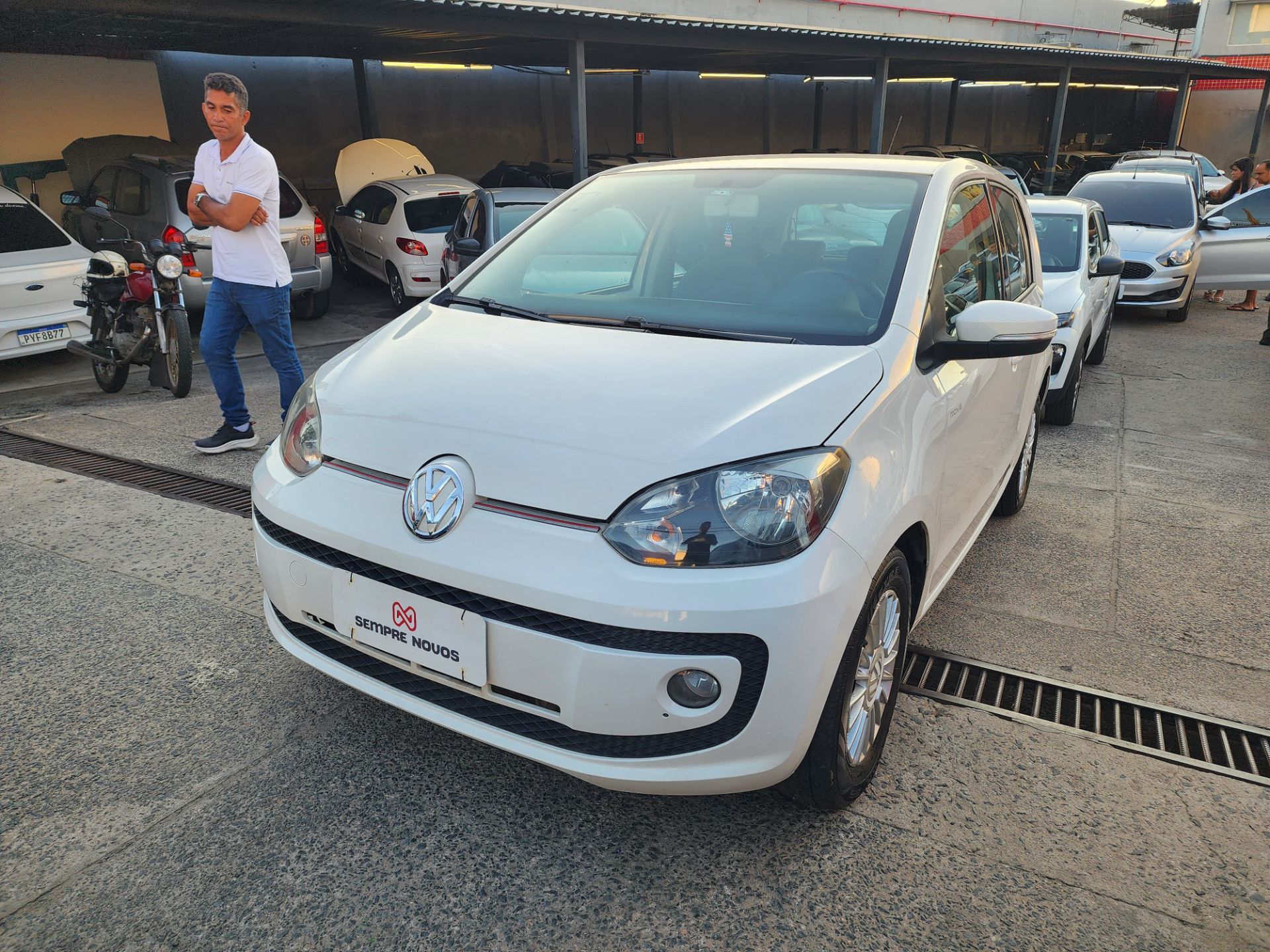 VOLKSWAGEN up move mdv tsi