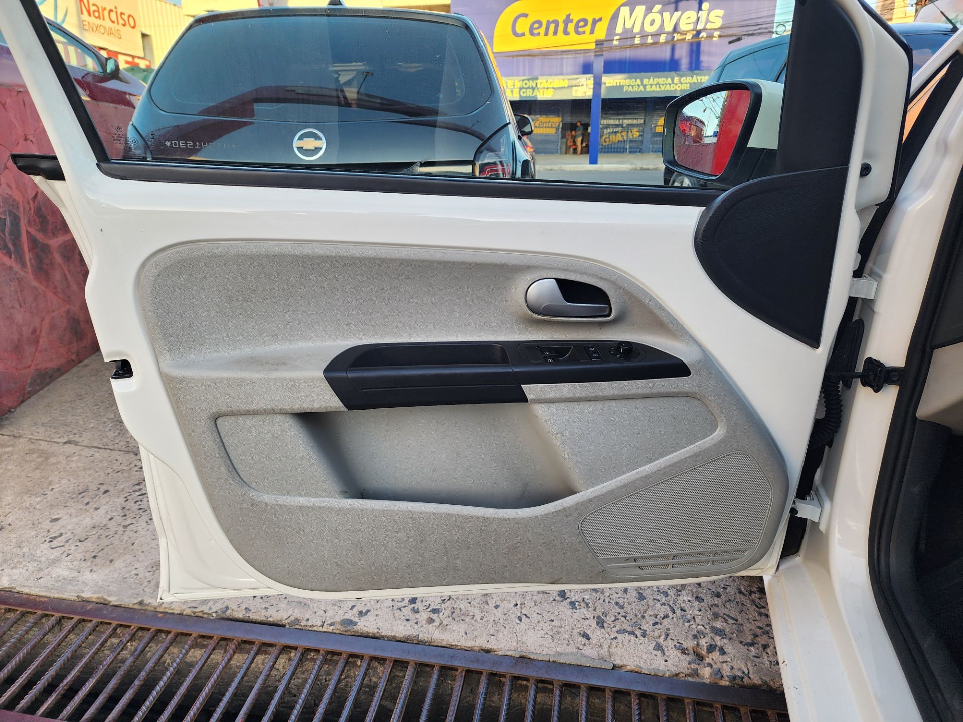 VOLKSWAGEN up move mdv tsi