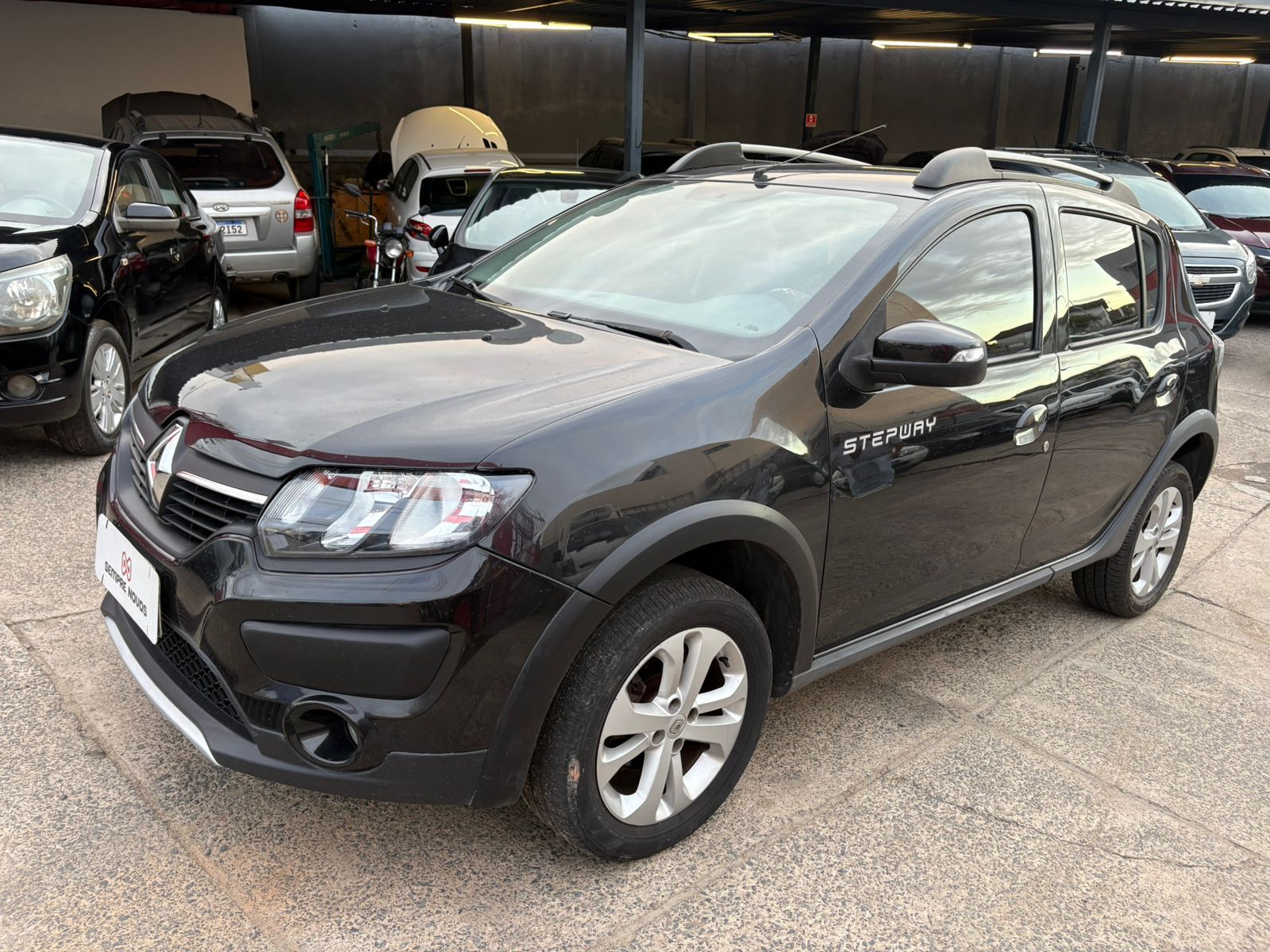 RENAULT sandero step 16r