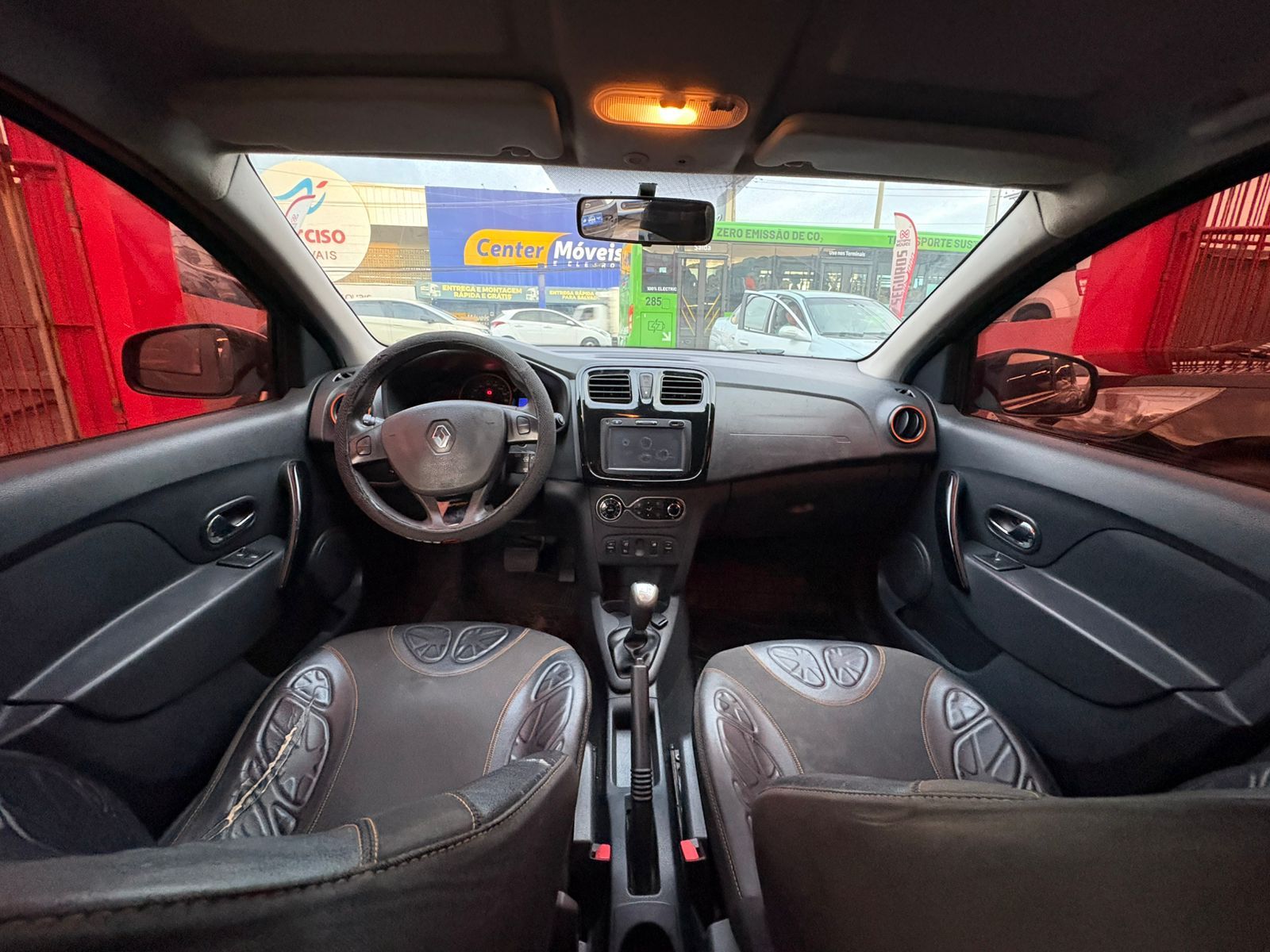 RENAULT sandero step 16r