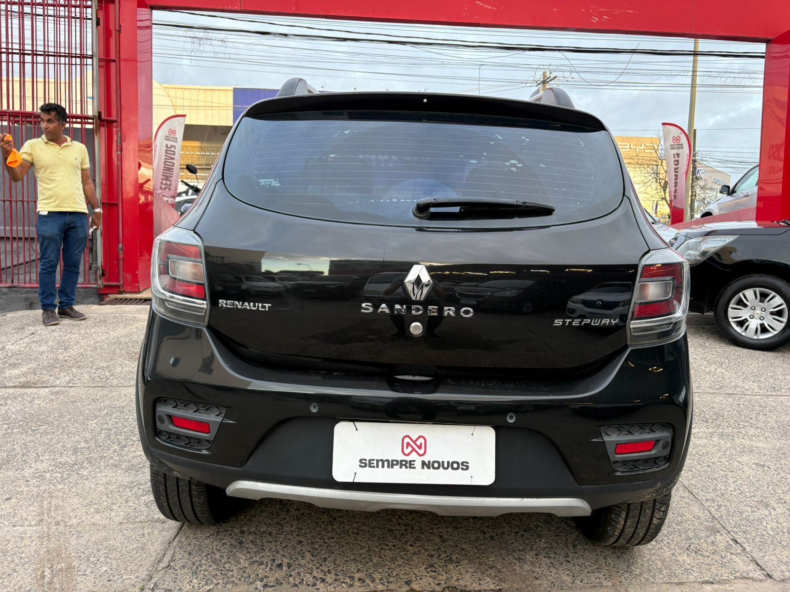 RENAULT sandero step 16r