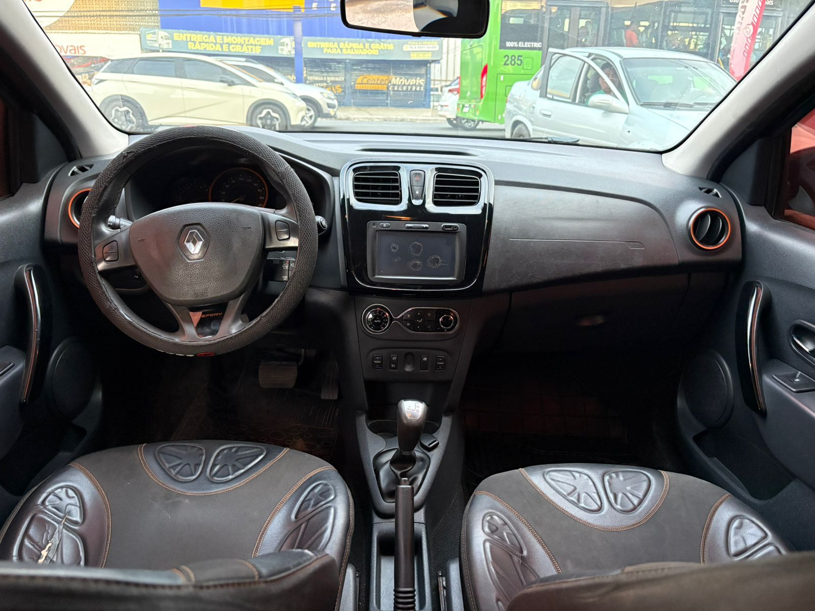 RENAULT sandero step 16r