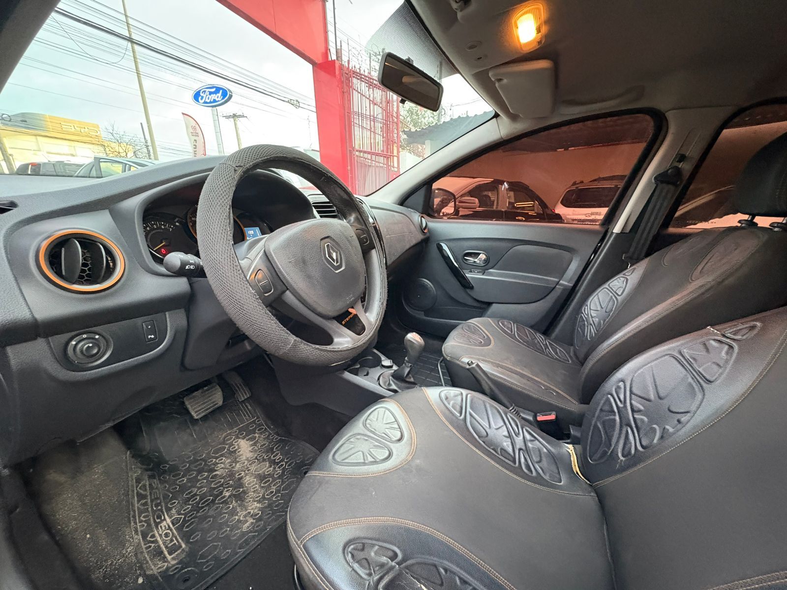 RENAULT sandero step 16r