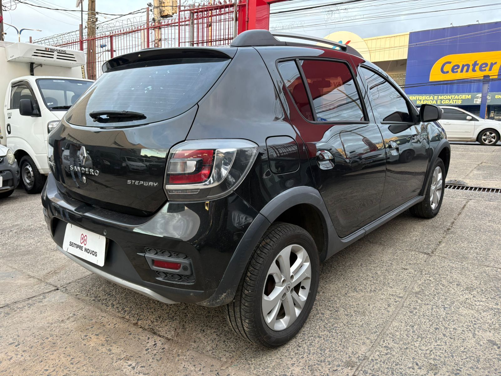 RENAULT sandero step 16r
