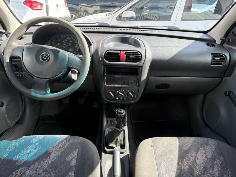 CHEVROLET corsa sedan