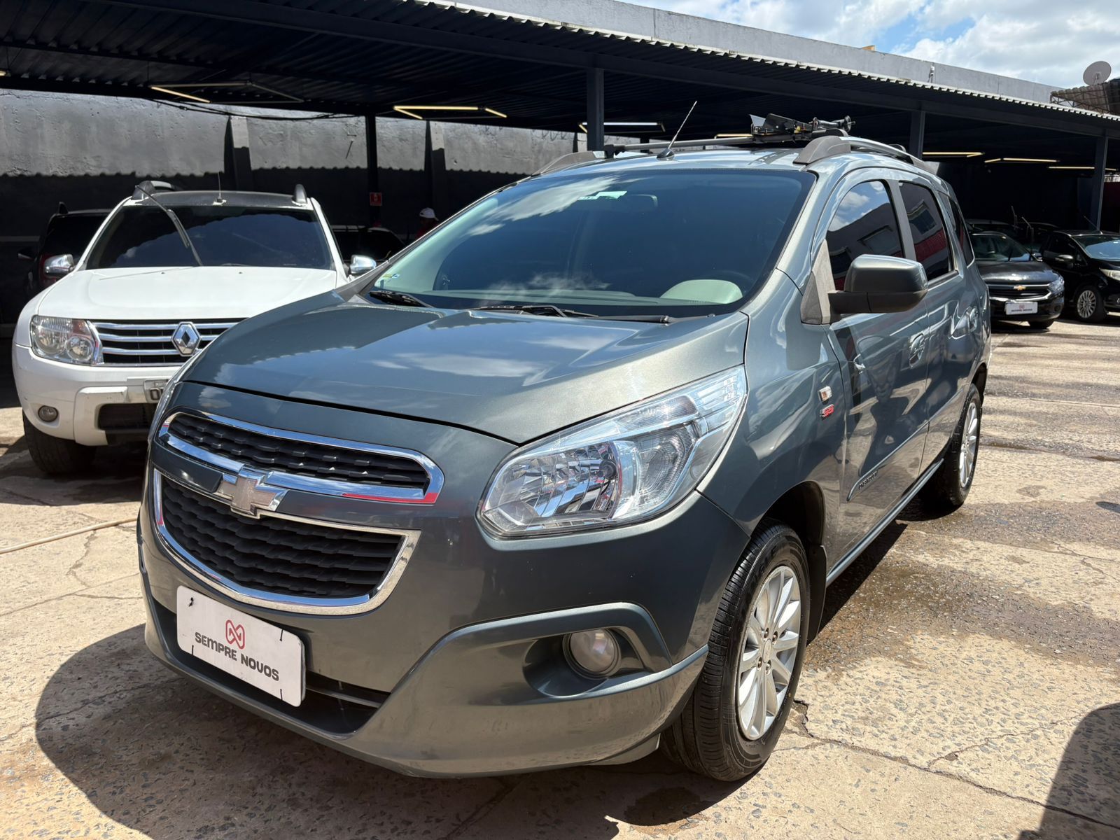 CHEVROLET spin 1.8l at lt