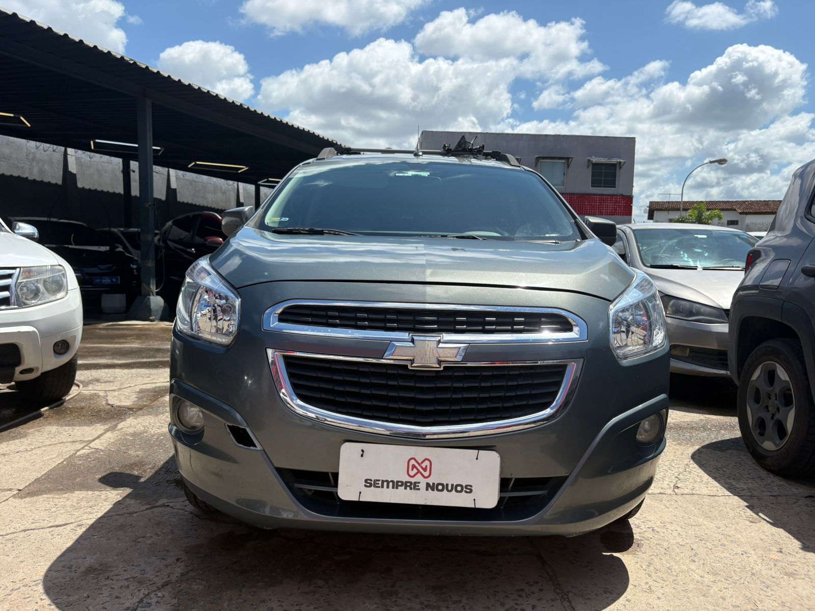 CHEVROLET spin 1.8l at lt