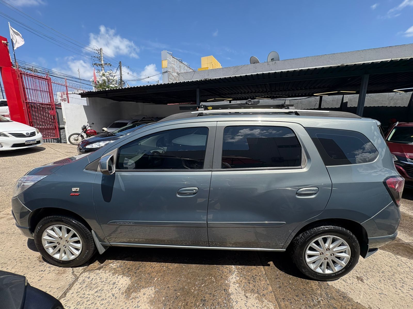 CHEVROLET spin 1.8l at lt