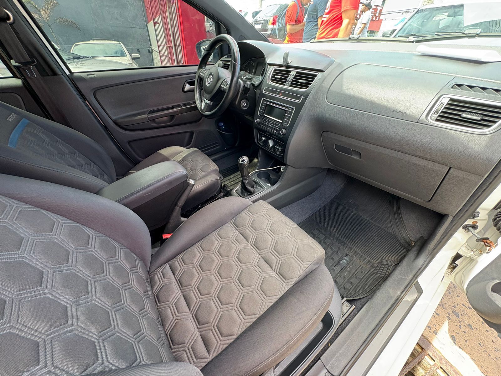 VOLKSWAGEN fox 1.0 selecao