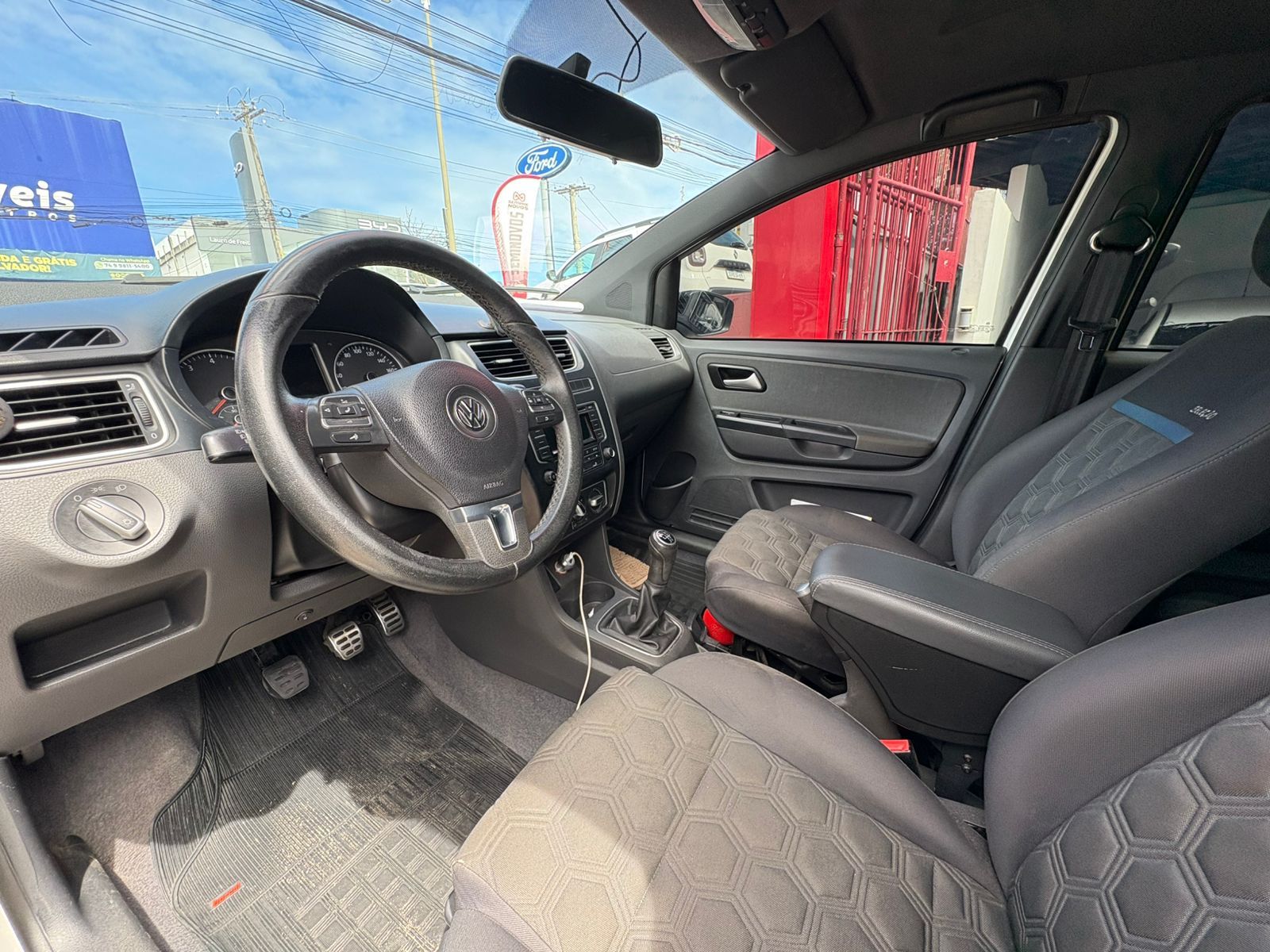 VOLKSWAGEN fox 1.0 selecao