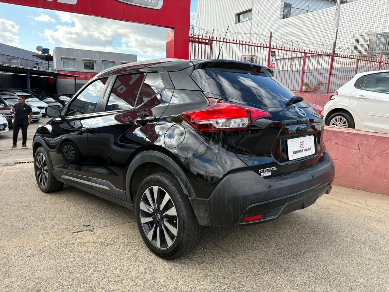 NISSAN kicks sl cvt