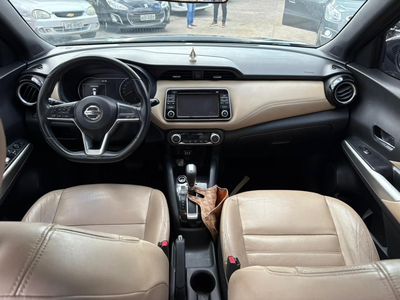 NISSAN kicks sl cvt