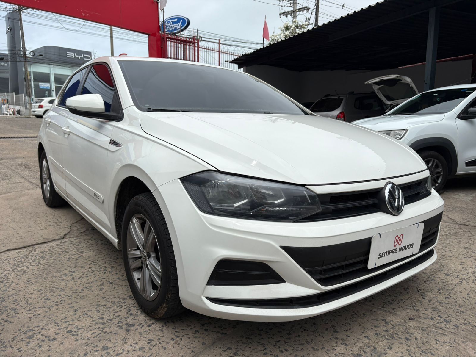 VOLKSWAGEN polo mf