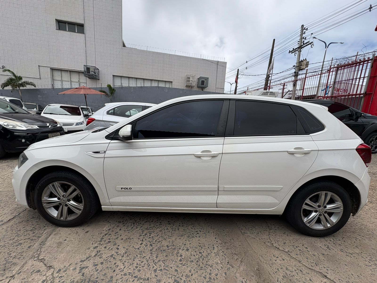 VOLKSWAGEN polo mf