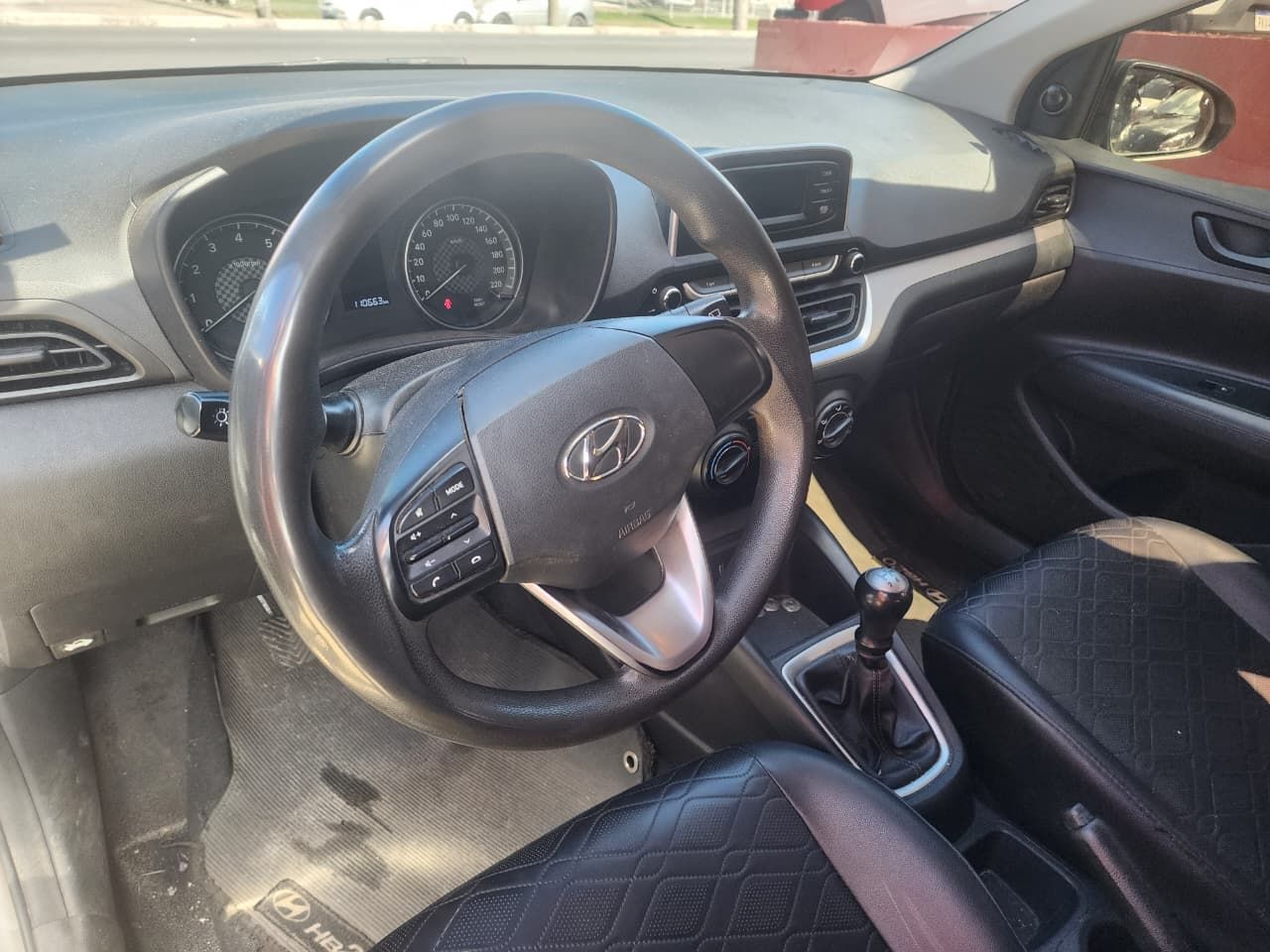 HYUNDAI hb20 1.0 sense