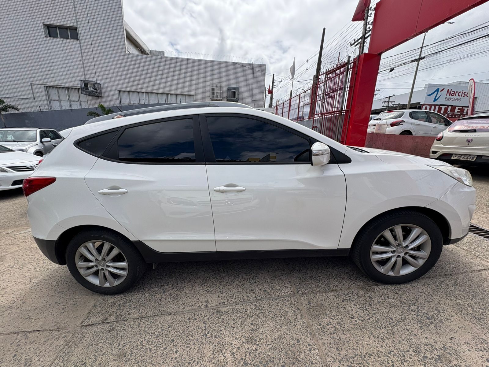 HYUNDAI x35 b