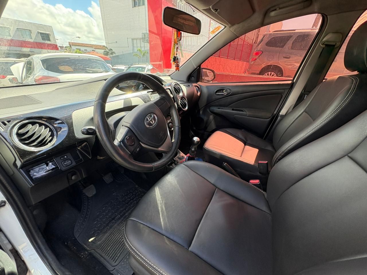 TOYOTA etios sd xls