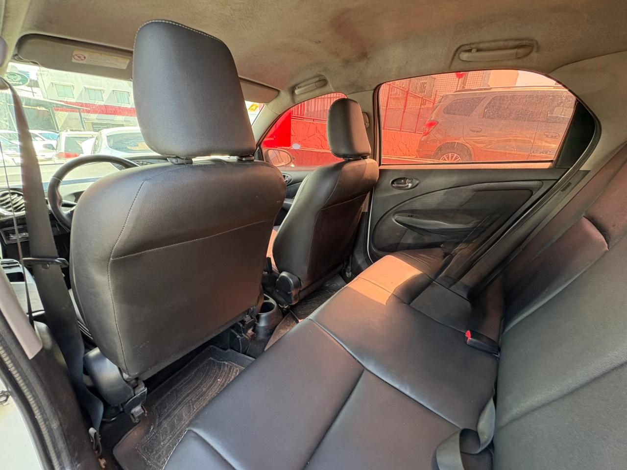 TOYOTA etios sd xls