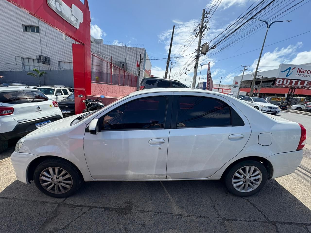 TOYOTA etios sd xls