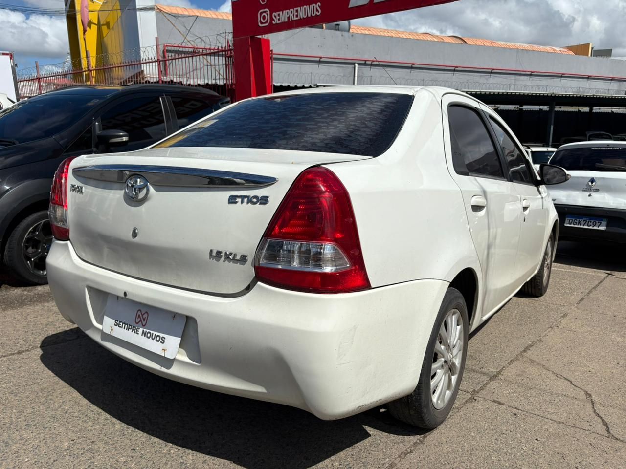 TOYOTA etios sd xls