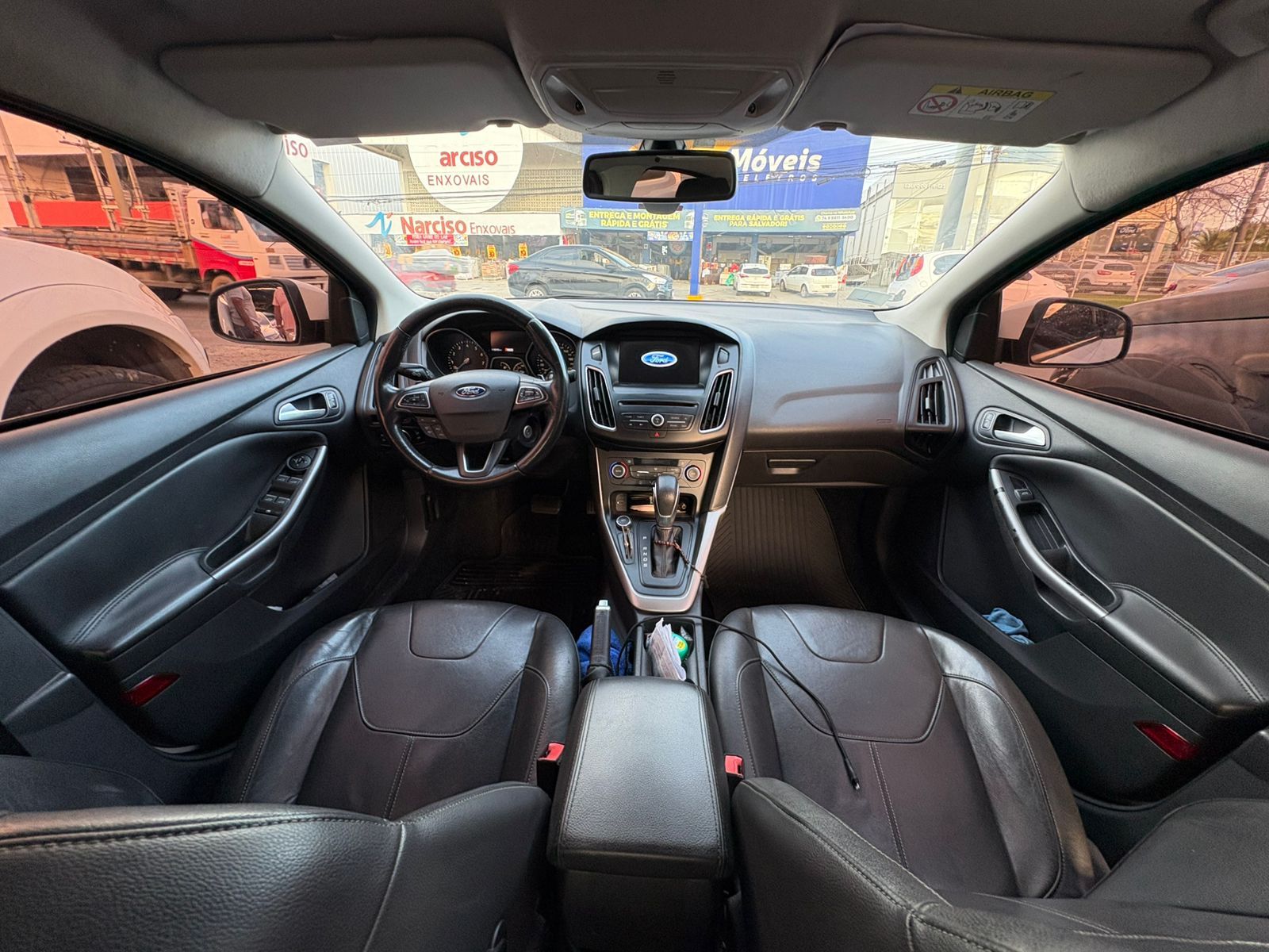 FORD focus se at 2.0sc