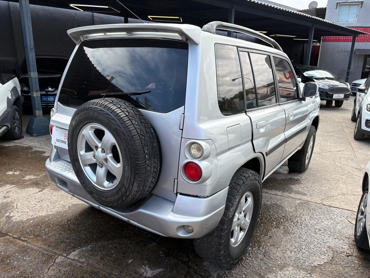 MITSUBISHI PAJERO TR4
