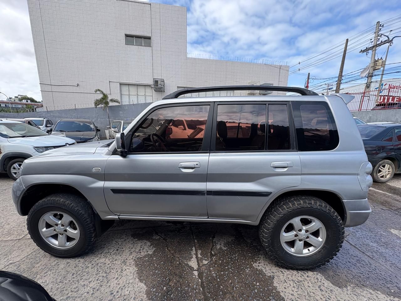 MITSUBISHI PAJERO TR4