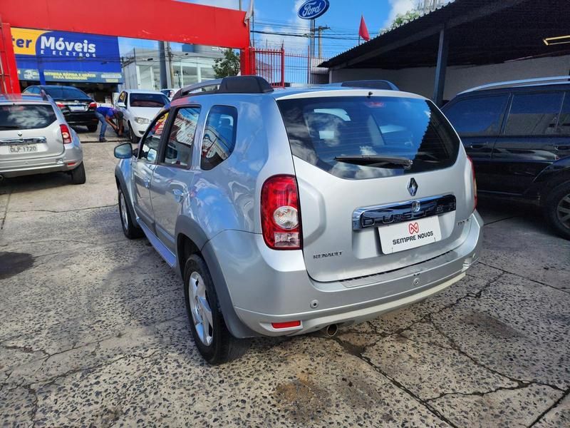 RENAULT duster 20 d 4x2a