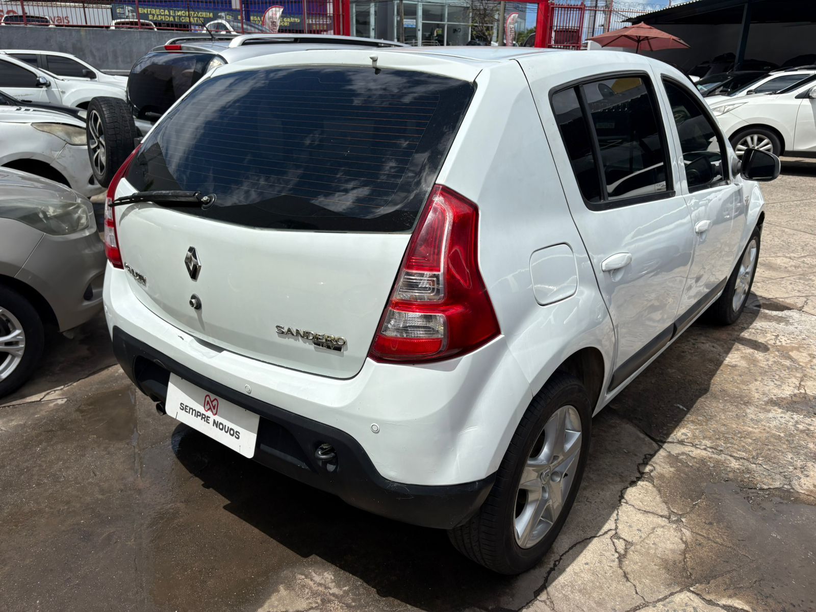 RENAULT sandero exp1016v