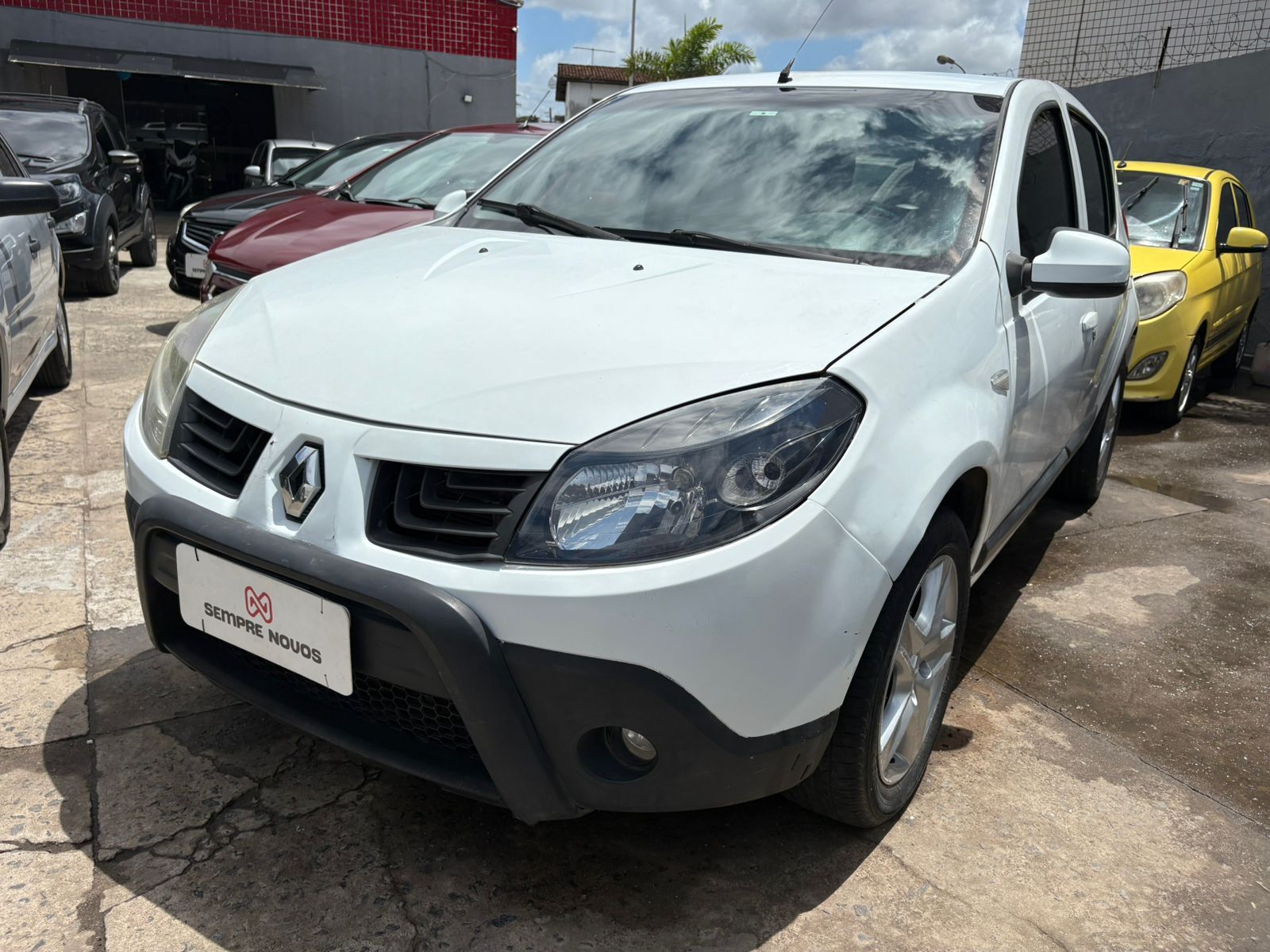 RENAULT sandero exp1016v