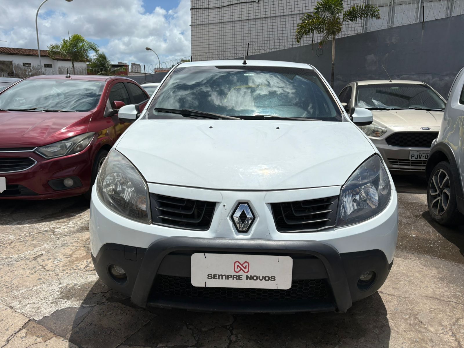 RENAULT sandero exp1016v