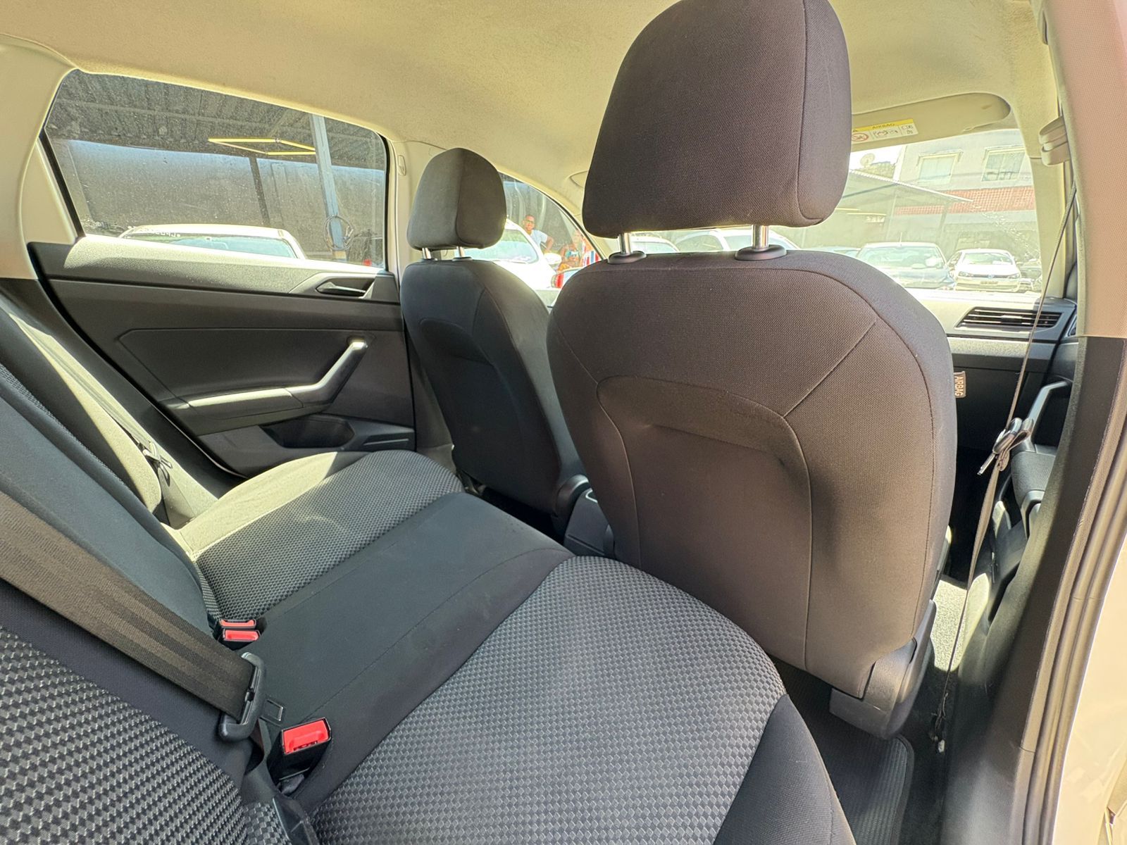 VOLKSWAGEN polo mca
