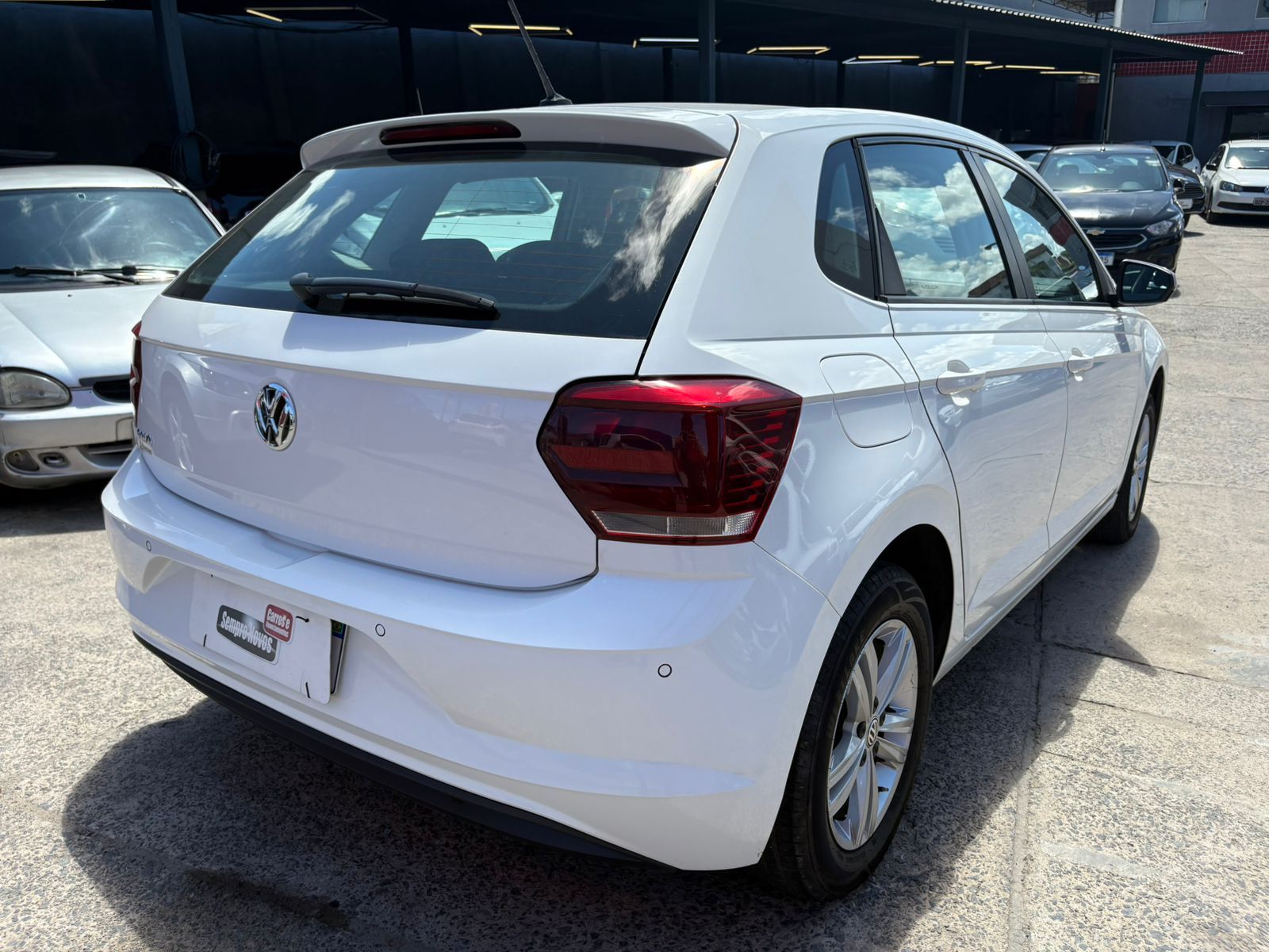 VOLKSWAGEN polo mca