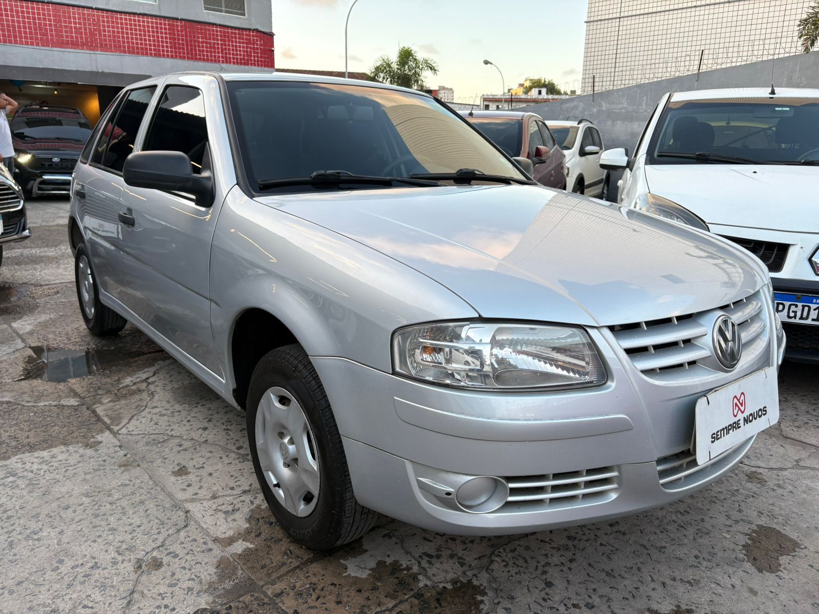 VOLKSWAGEN gol 1.0 giv