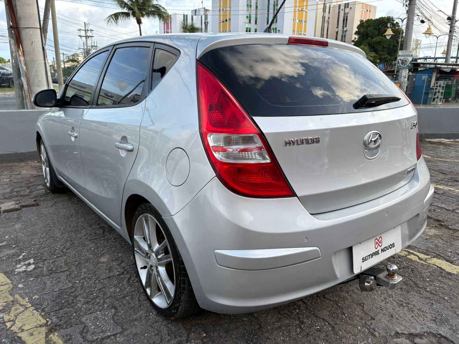 HYUNDAI i30 2.0