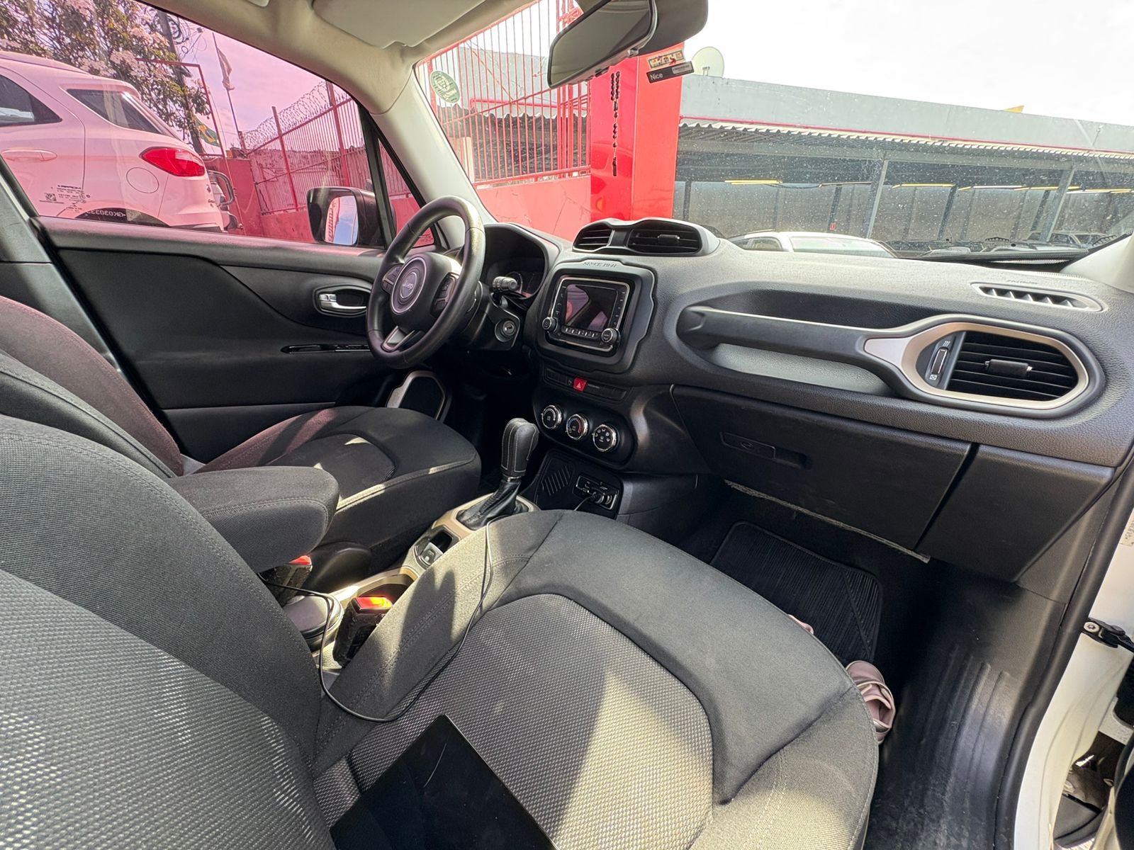 JEEP renegade sport at