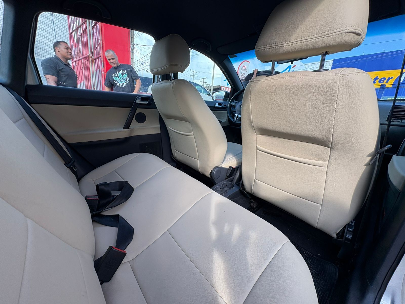 VOLKSWAGEN polo 1.6 sportline