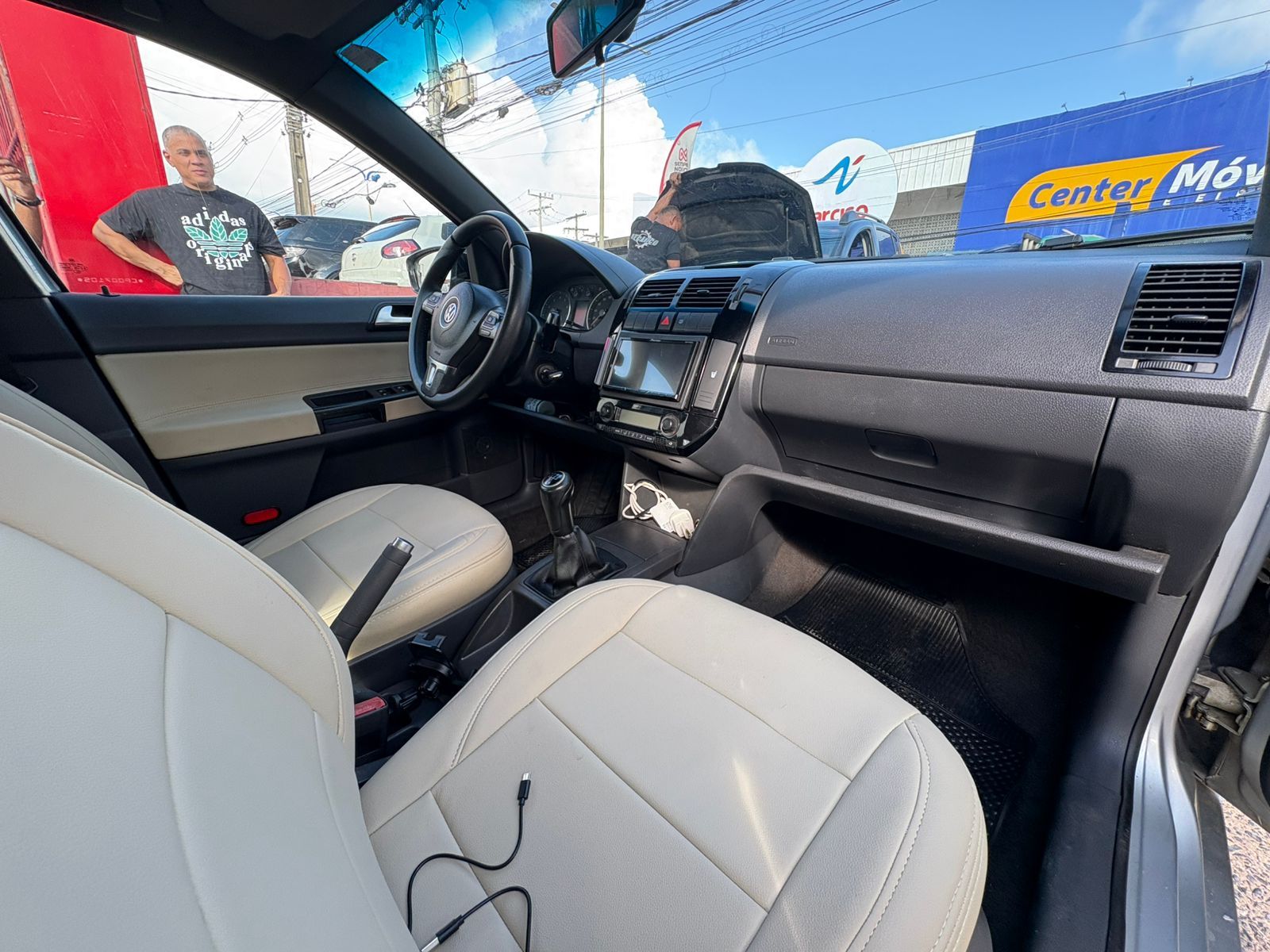 VOLKSWAGEN polo 1.6 sportline