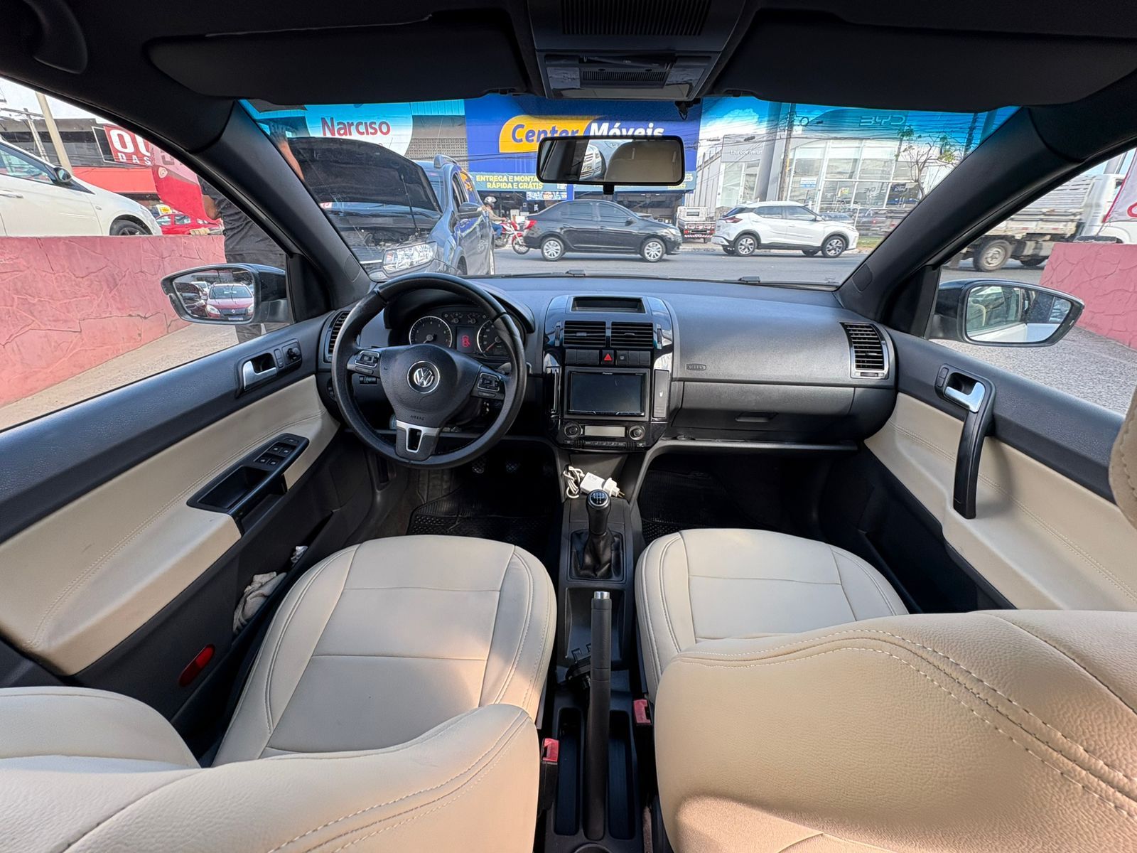 VOLKSWAGEN polo 1.6 sportline