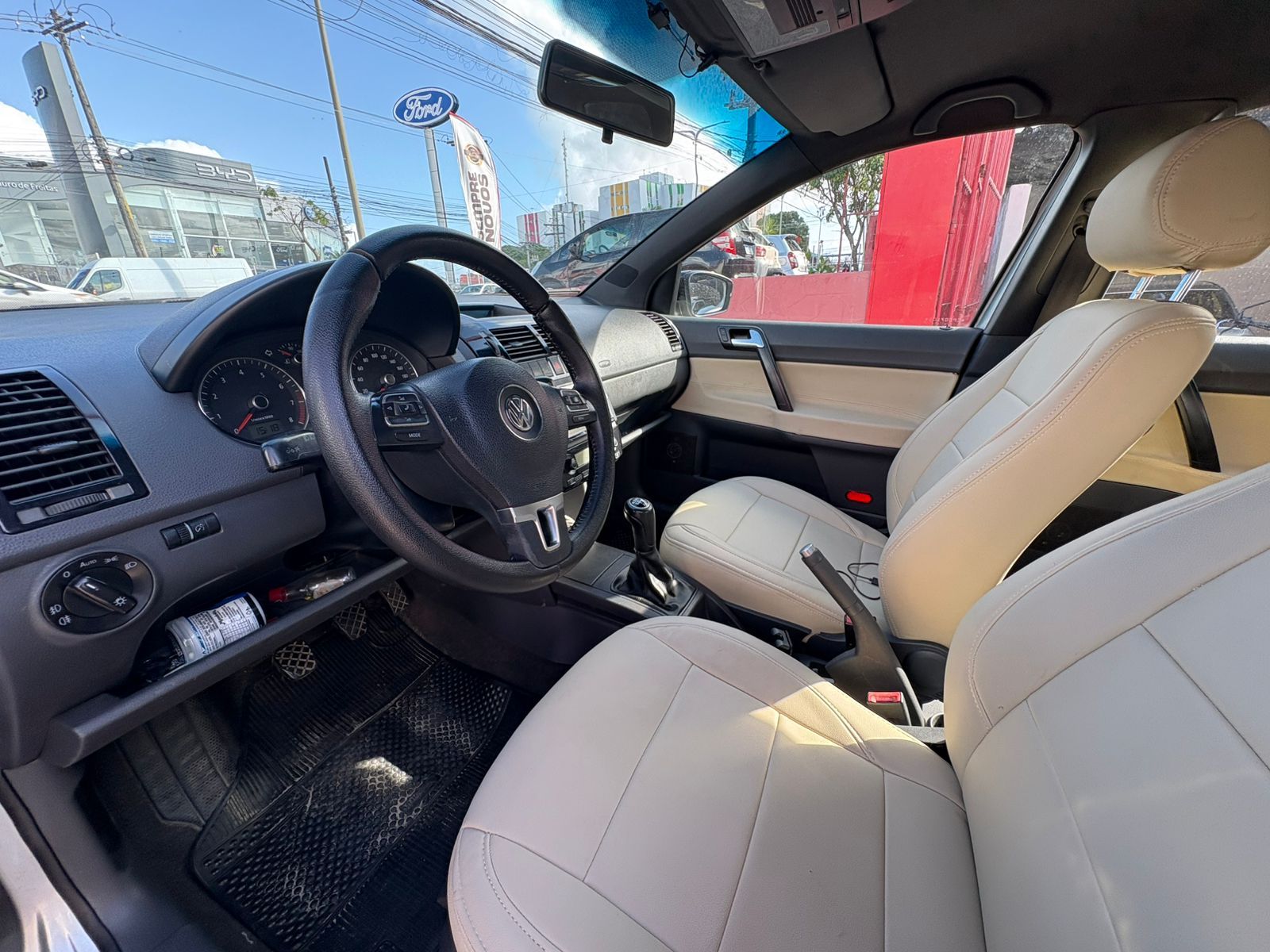 VOLKSWAGEN polo 1.6 sportline