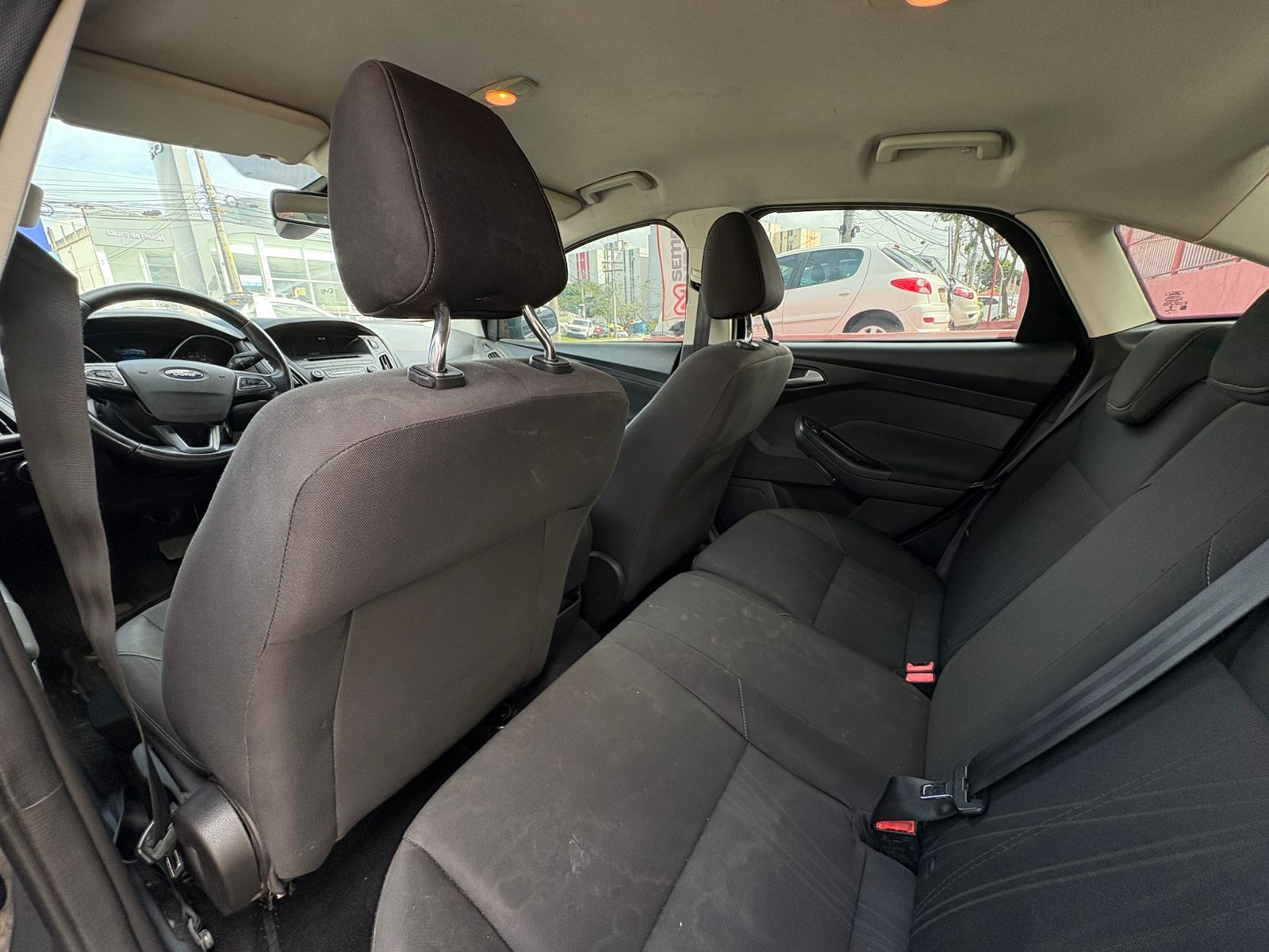 FORD focus se at 2.0sc