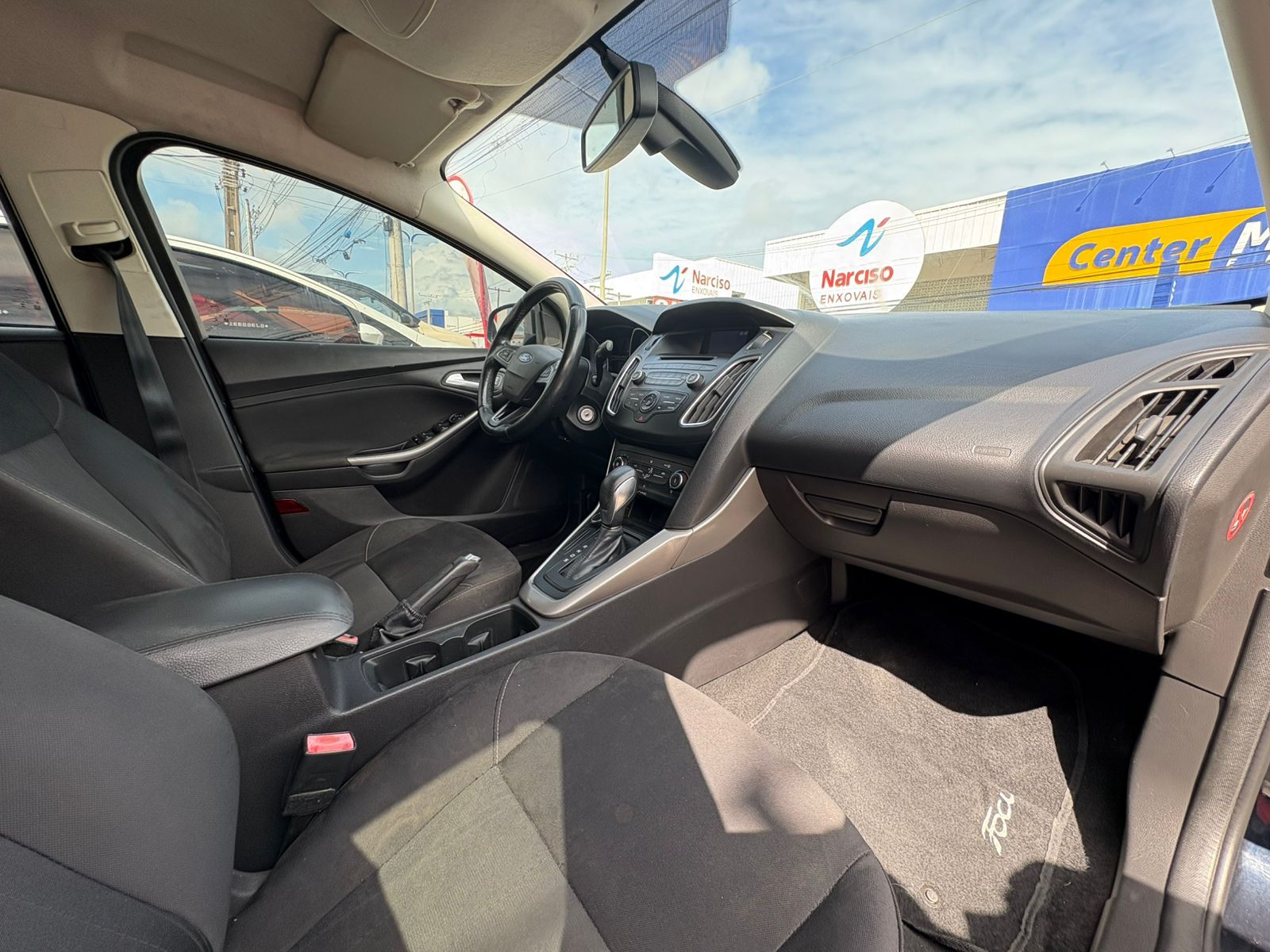 FORD focus se at 2.0sc