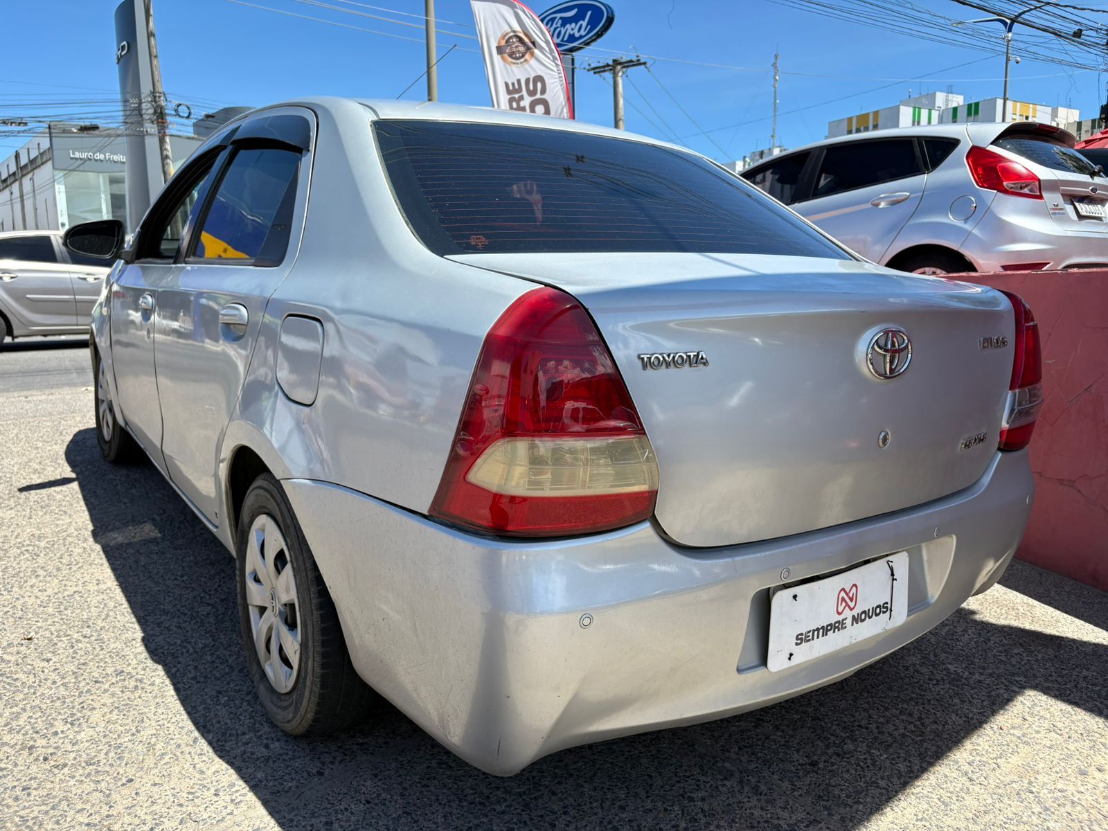 TOYOTA etios sd xs