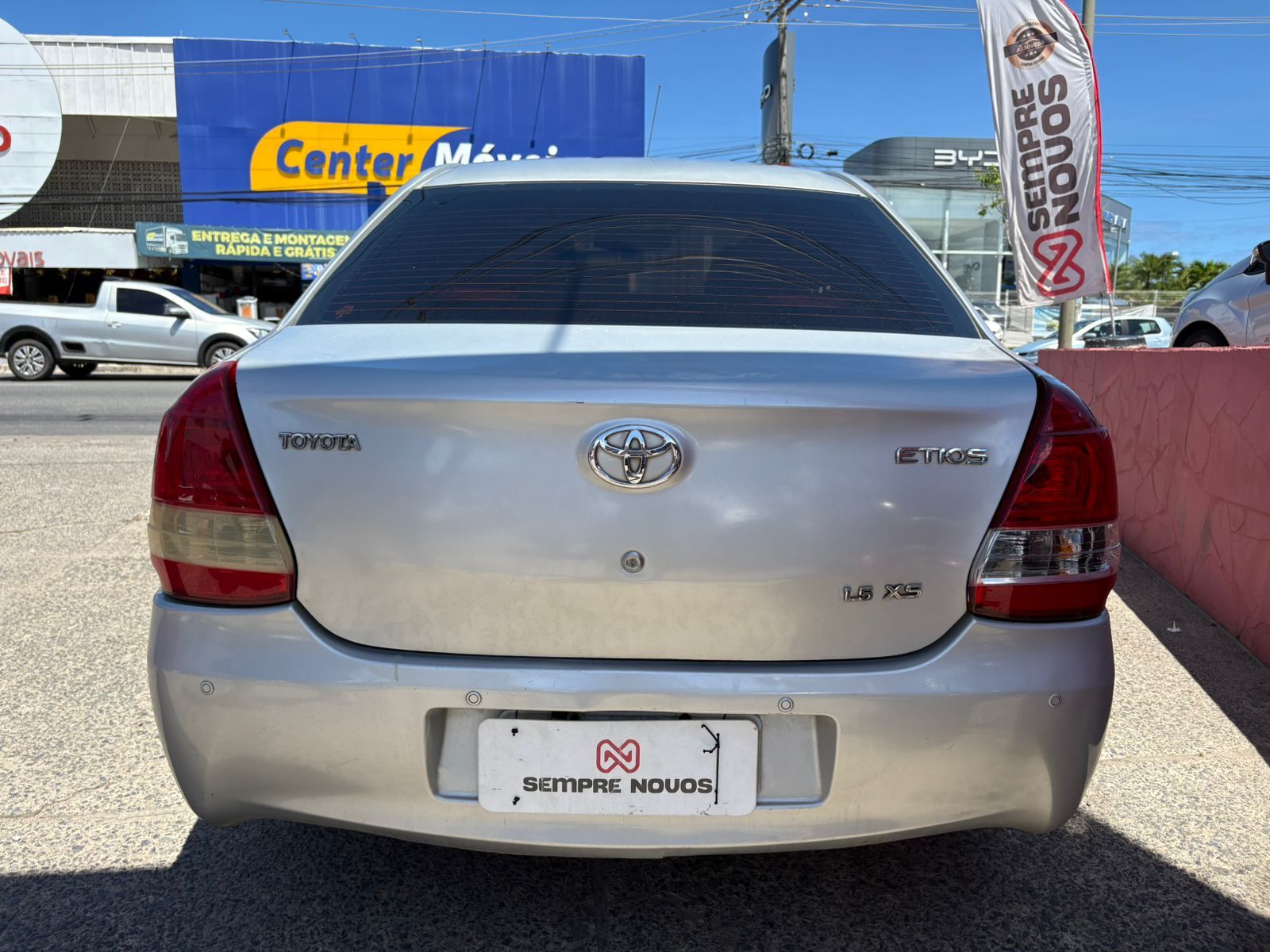TOYOTA etios sd xs